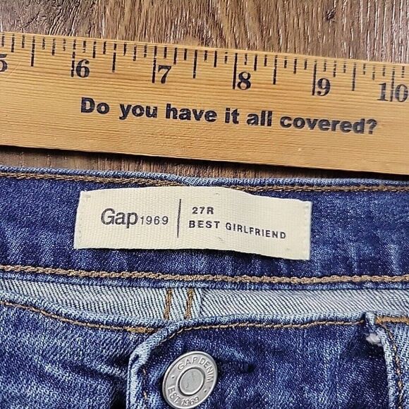 Gap Jeans Womens 27R Best Girlfriend Distressed Denim Medium Dark Wash - Picture 3 of 8
